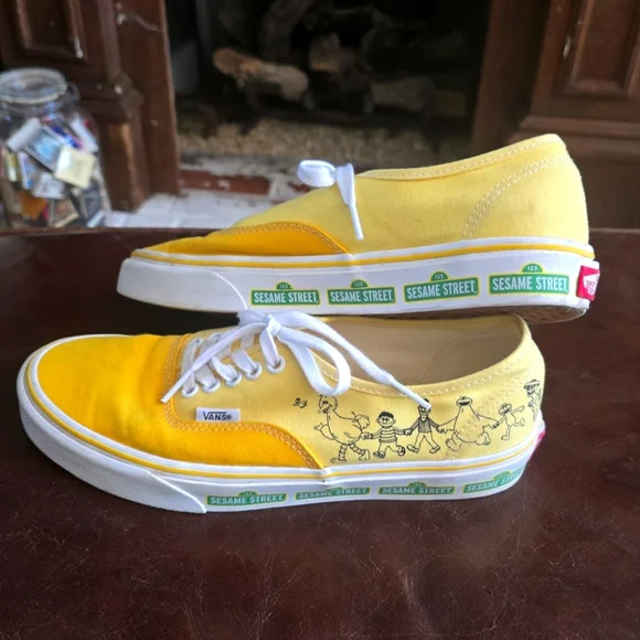 Vans Sesame Street Yellow Sneakers Womens Size 9.5 Mens Size 8 - Picture 1 of 9